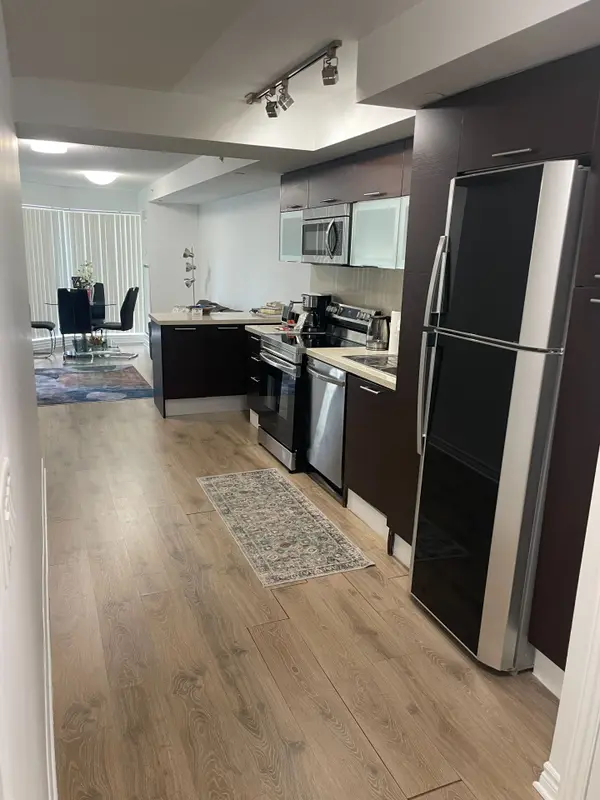 386 Yonge ST #724, Toronto C01, ON M5B 0A5