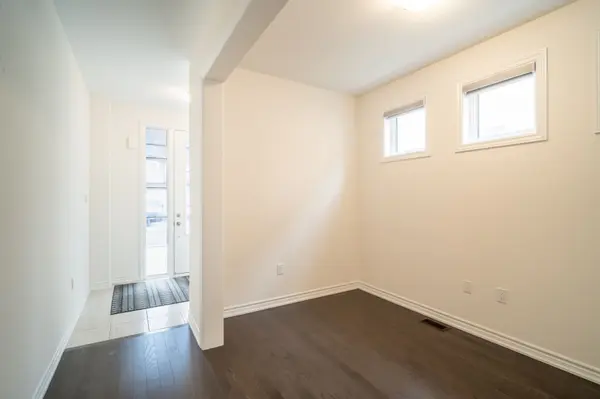 103 KENTLEDGE AVE, East Gwillimbury, ON L9N 1E3