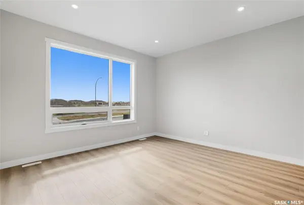 22 Taskamanwa TERRACE, Saskatoon, SK S7V 1Z7