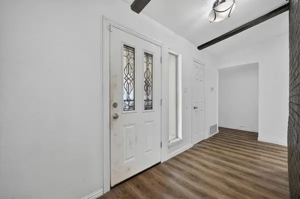 7209 Cleburne Road, Fort Worth, TX 76133
