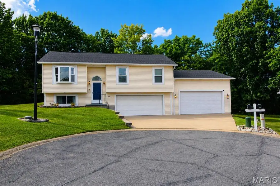 1400 Dutch Mill DR, Arnold, MO 63010