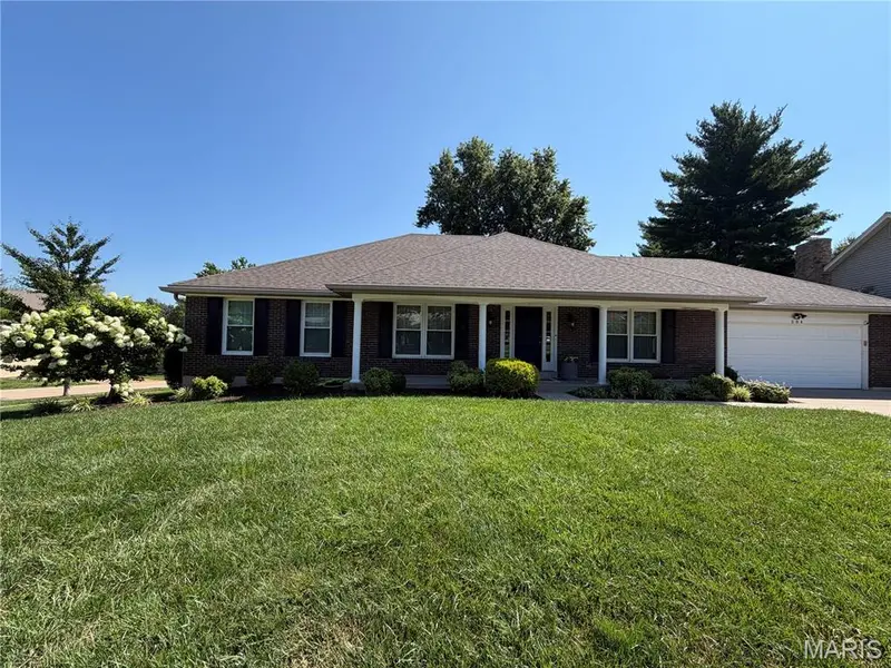584 Sunbridge Drive, Chesterfield, MO 63017