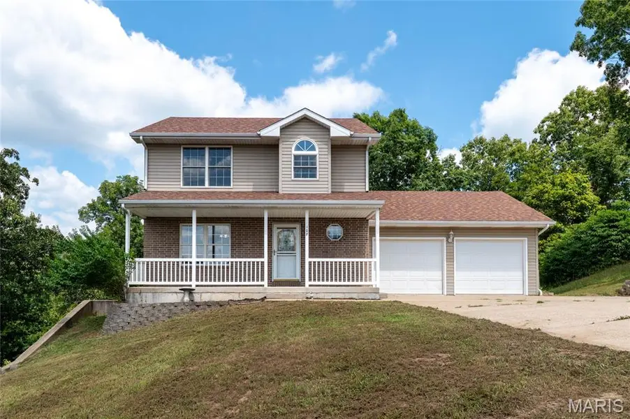 107 Crosscut RD, St Robert, MO 65584