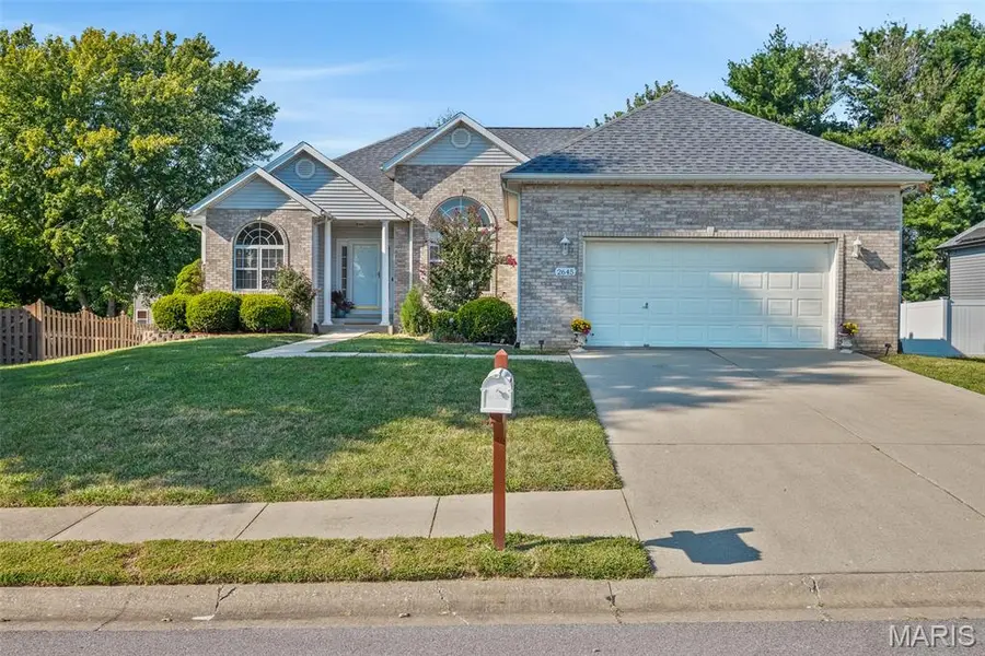 2645 Katrine Lake DR, Shiloh, IL 62221