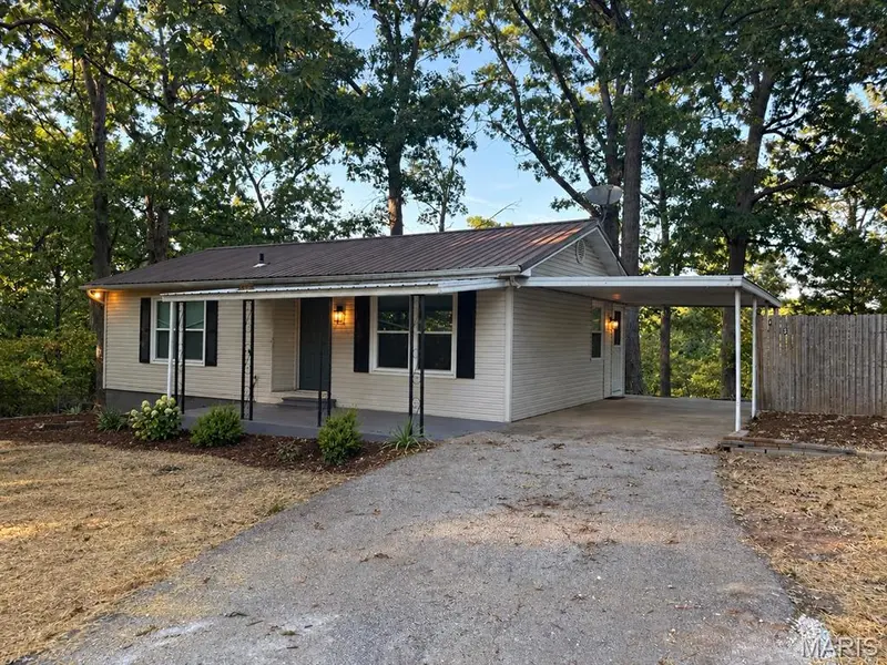 4343 Center DR, De Soto, MO 63020
