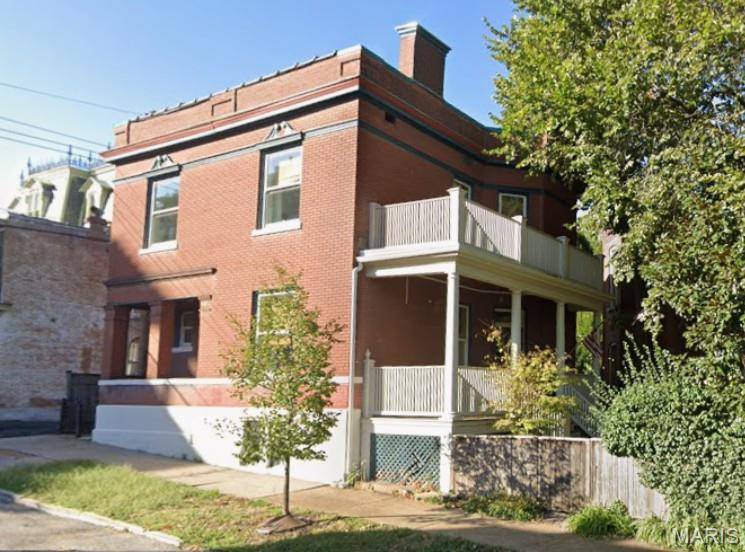 1109 Lami ST, St Louis, MO 63104