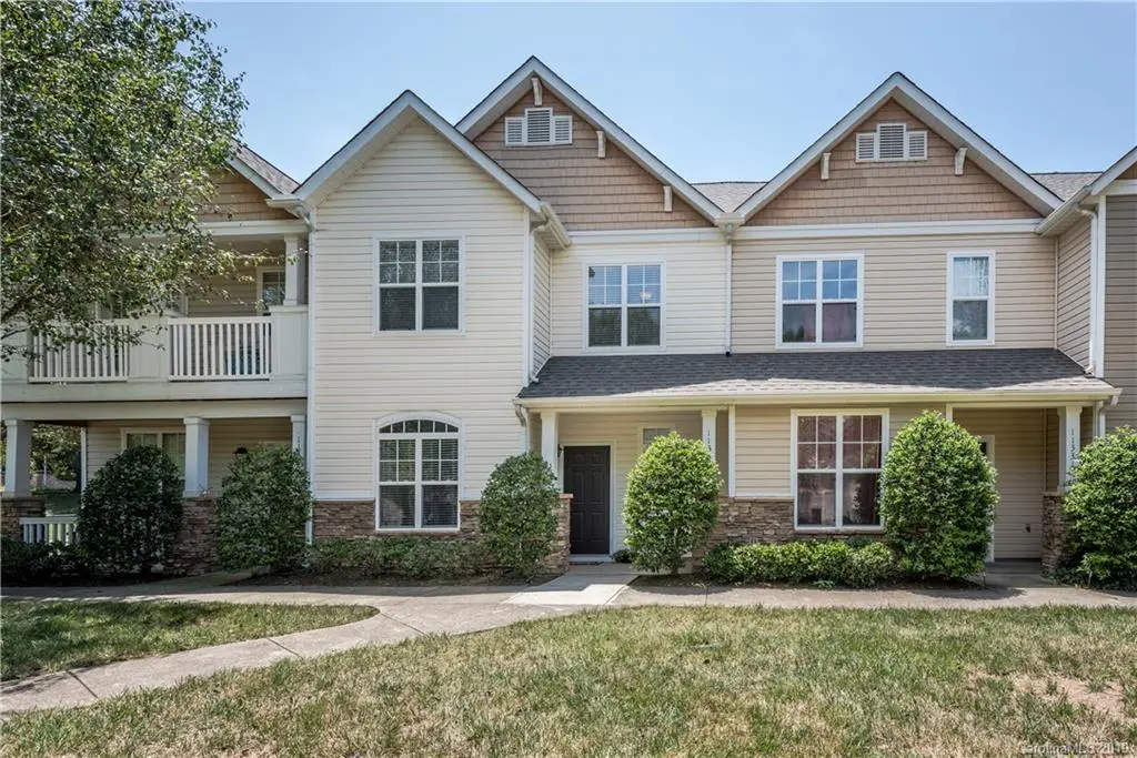 11335 Dundarrach LN, Charlotte, NC 28277