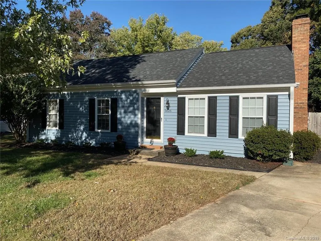 5626 Carved Oak CIR, Charlotte, NC 28227