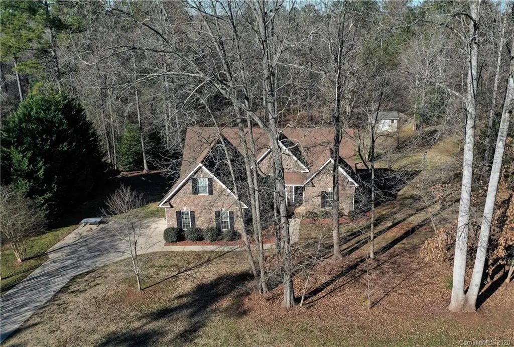 906 Silver Charm LN, York, SC 29745