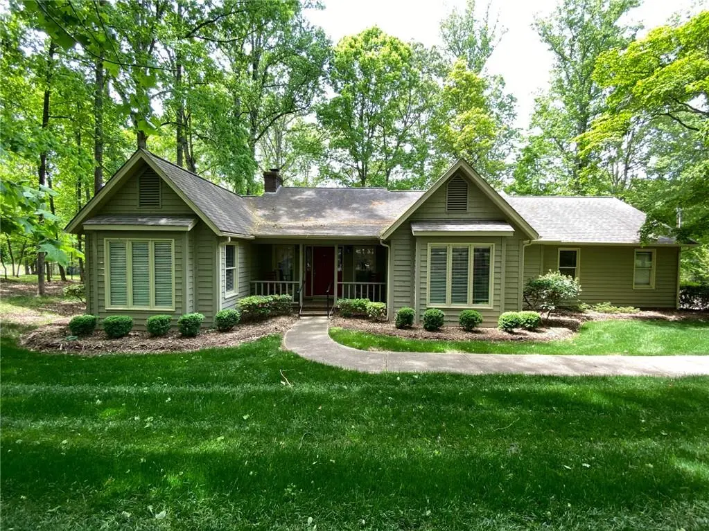 1818 Fairway DR, Newton, NC 28658