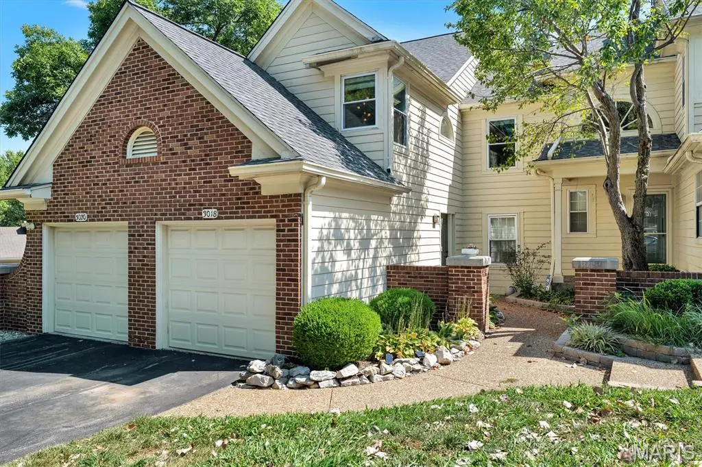 3018 Autumn Shores DR, Maryland Heights, MO 63043