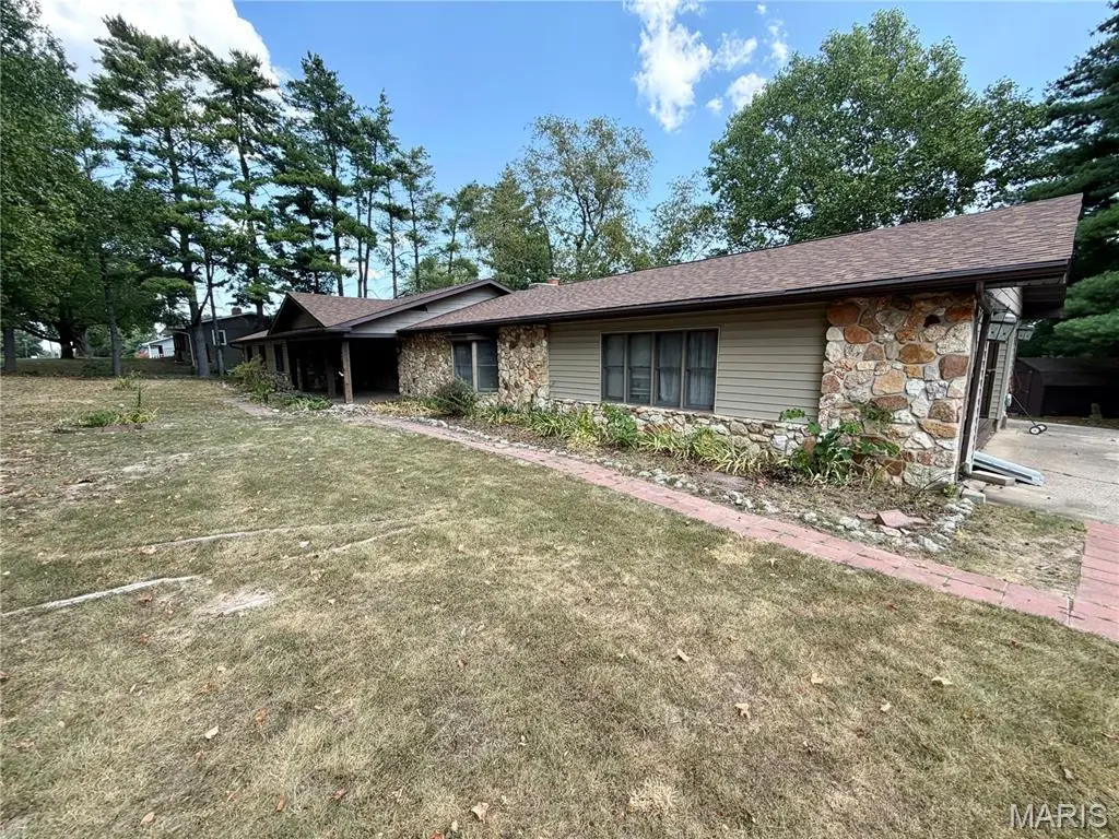 202 S Missouri AVE, Salem, MO 65560