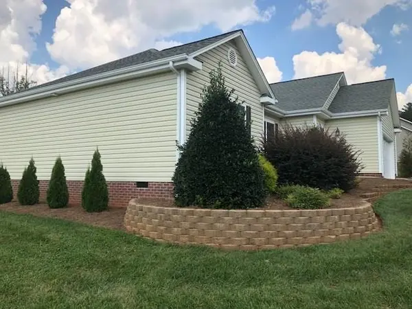 2481 Taylorsville RD, Lenoir, NC 28645