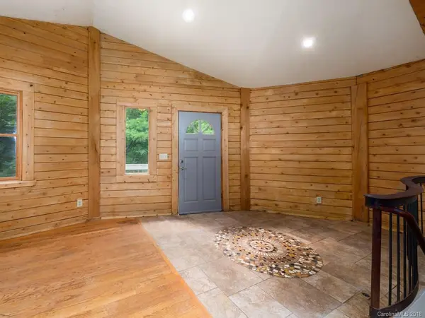 125 Anderson Cove RD, Barnardsville, NC 28709