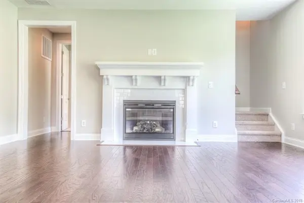 123 Country Lake DR, Mooresville, NC 28115