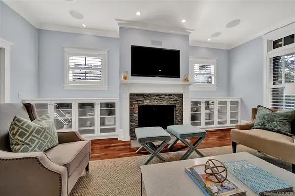 1141 Lilac RD, Charlotte, NC 28209