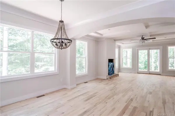 463 Lake Wylie RD, Belmont, NC 28012