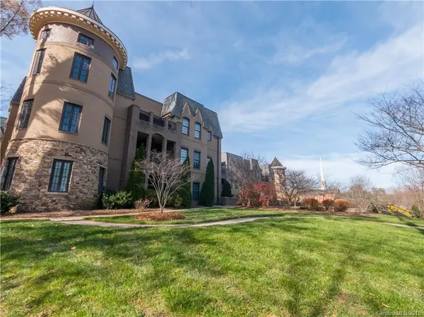 3238 Park RD, Charlotte, NC 28209