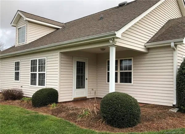 119 Oak Village Pkwy, Mooresville, NC 28117