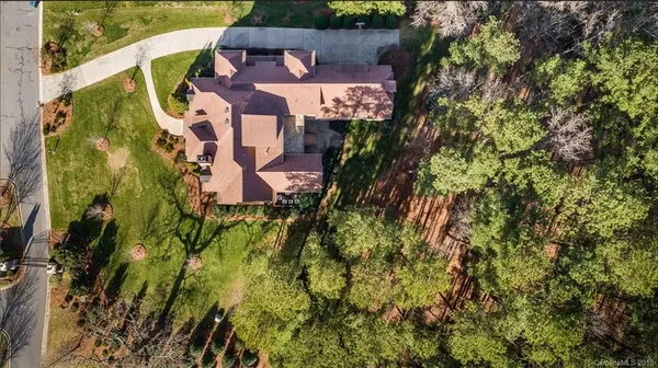 2027 Connonade DR, Waxhaw, NC 28173