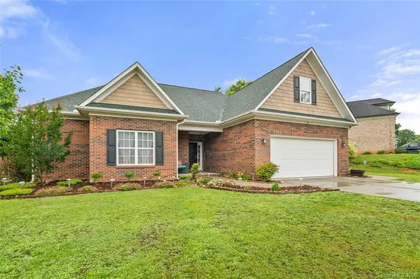 218 River Birch CIR, Mooresville, NC 28115