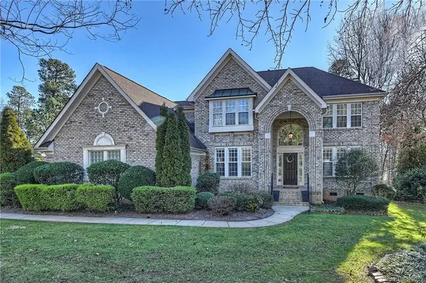 105 Hunter Spring LN, Mooresville, NC 28117