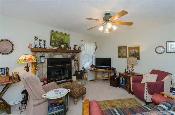 603 Parkway Vista DR, Asheville, NC 28805