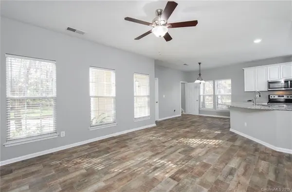10245 Meadow Crossing LN, Cornelius, NC 28031