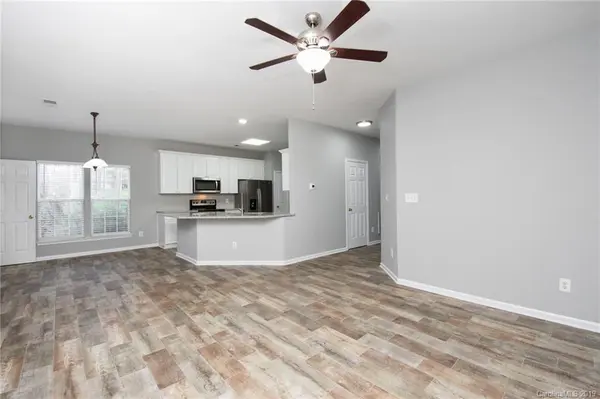 10245 Meadow Crossing LN, Cornelius, NC 28031