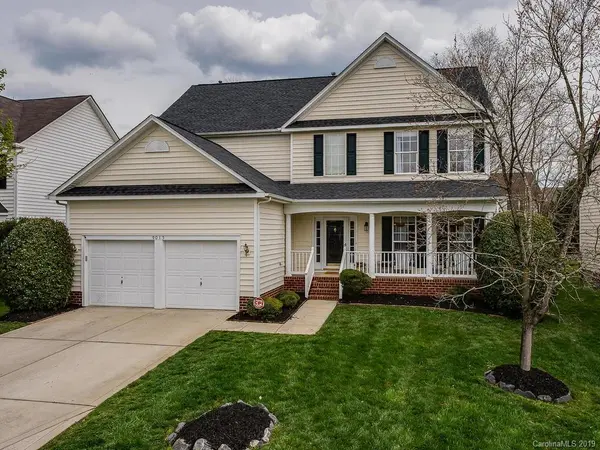 9015 Tintinhull LN, Waxhaw, NC 28173