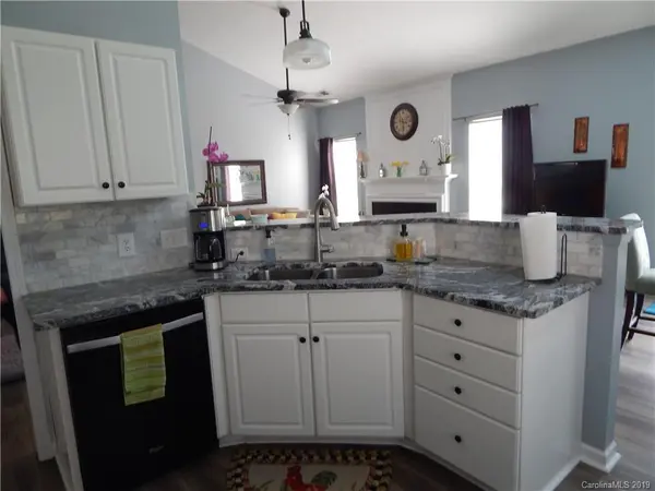 242 Aylesbury LN, Indian Trail, NC 28079