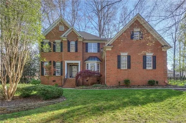 16122 Chiltern LN, Huntersville, NC 28078