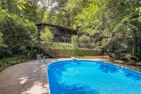 100 Kanawha DR, Montreat, NC 28757