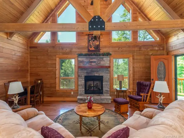 292 Hickory Ridge RD, Hot Springs, NC 28743