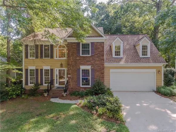 1027 Sunnyview CIR, Matthews, NC 28105