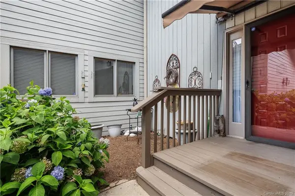 123 Cloverleaf LN, Asheville, NC 28803
