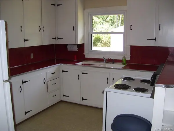 1405 Brantley RD, Kannapolis, NC 28083