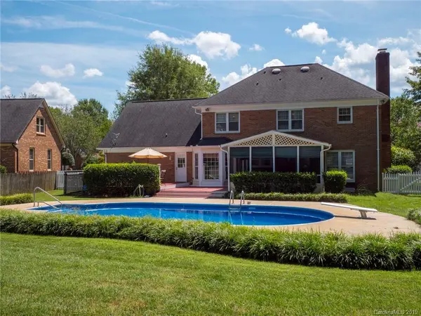 10610 Kennel LN, Charlotte, NC 28277