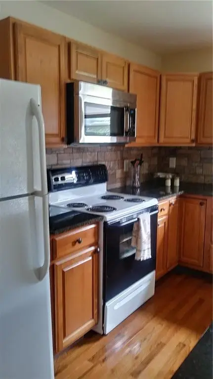 216 Jolt Wagon Trail RD, Spruce Pine, NC 28777
