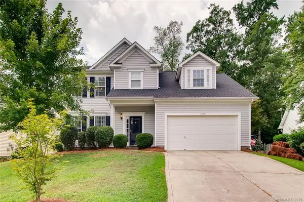6704 Riva Ridge CT, Charlotte, NC 28216
