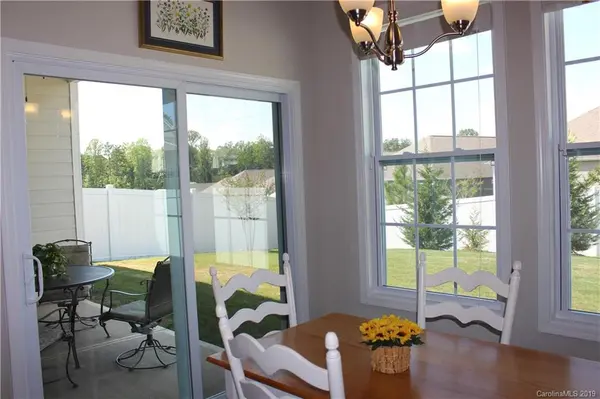 3680 Summer Haven DR, Sherrills Ford, NC 28673