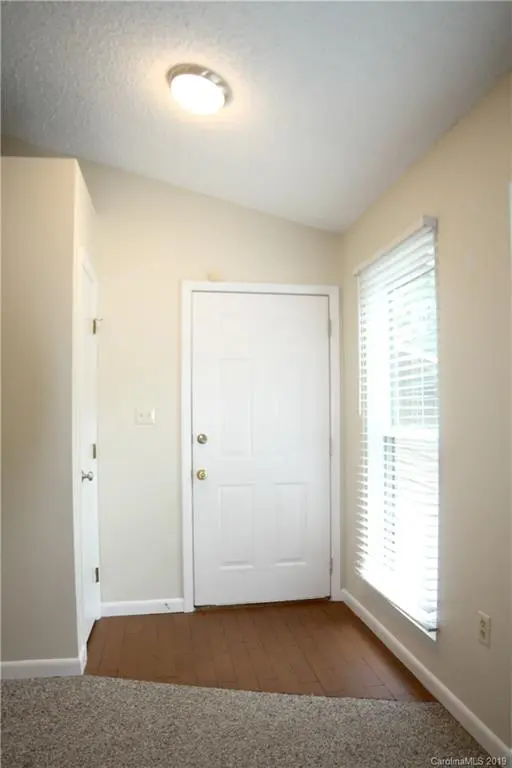 58 Ravencroft LN, Asheville, NC 28803