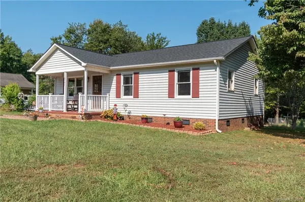 3701 Cardinal Hill LN, Maiden, NC 28650