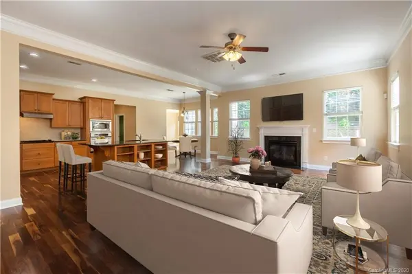 8131 Cottsbrooke DR, Huntersville, NC 28078