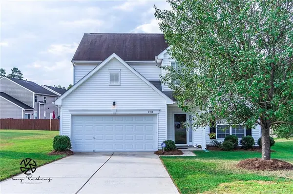 7212 War Emblem CT, Charlotte, NC 28216