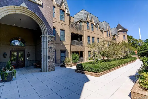 3238 Park RD, Charlotte, NC 28209