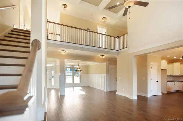 208 Highland Forest DR, Lake Wylie, SC 29710