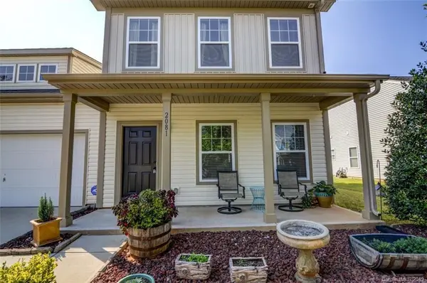 2081 Lake Vista DR, Mount Holly, NC 28120