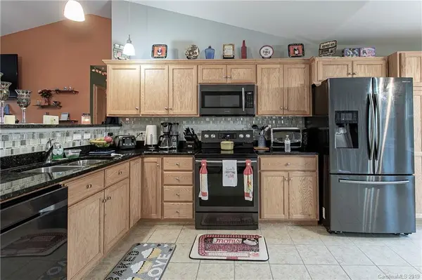604 S Valley ST, Landis, NC 28088