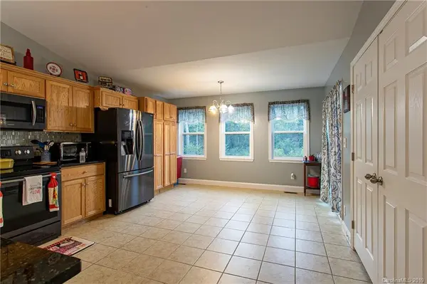 604 S Valley ST, Landis, NC 28088